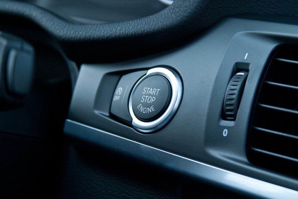 start stop car engine button